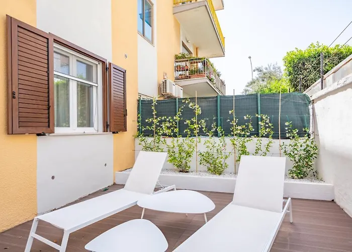 公寓 Oltremare, Patio, Two Steps From The Sea 卡利亚里