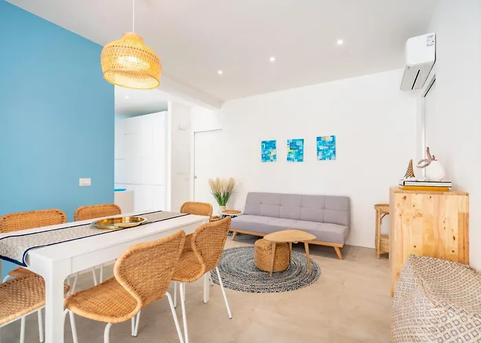 Oltremare, Patio, Two Steps From The Sea Apartman *