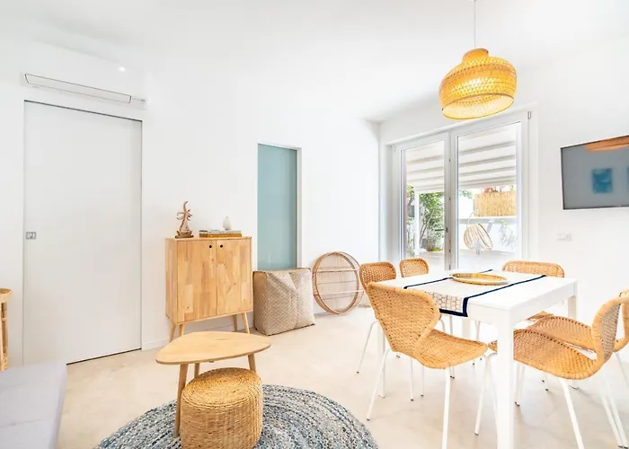 Apartamento Oltremare, Patio, Two Steps From The Sea